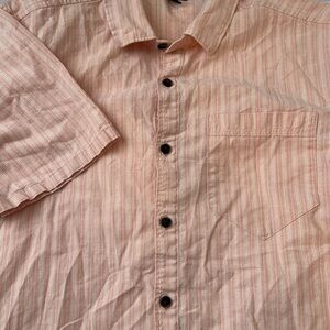 Mens Patagonia Peach Colored Short Sleeve Button-down Shirt Size Small
